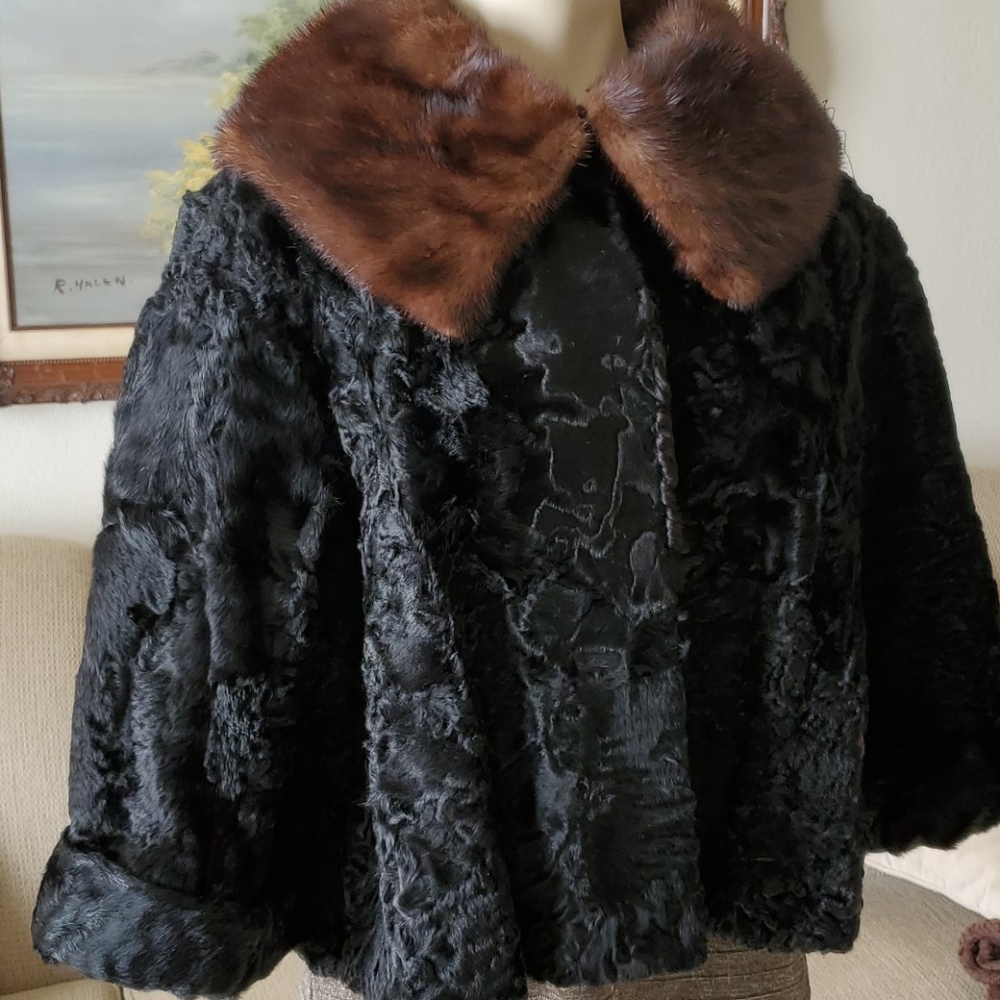 Vintage Black with mink fur coat,  the black fur is called Persian lamb or broad - Picture 3 of 10